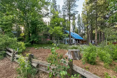 643 Seneca Drive, South Lake Tahoe, CA 96150 - Photo 19