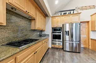 1201 Canarsee St, South Lake Tahoe, CA 96150 - Photo 11