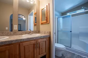 1080 Julie Ln, South Lake Tahoe, CA 96150 - Photo 31