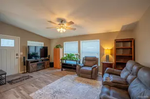 1080 Julie Ln, South Lake Tahoe, CA 96150 - Photo 9