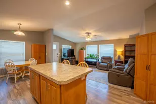 1080 Julie Ln, South Lake Tahoe, CA 96150 - Photo 19