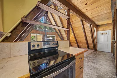 1537 Cherry Hills Circle, South Lake Tahoe, CA 96150 - Photo 11