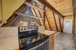 1537 Cherry Hills Cir, South Lake Tahoe, CA 96150 - Photo 11