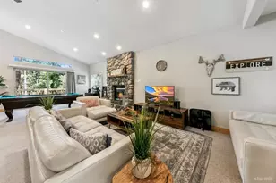 1501 Crystal Air Dr, South Lake Tahoe, CA 96150 - Photo 3