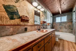 1027 Truckee Dr, South Lake Tahoe, CA 96150 - Photo 9
