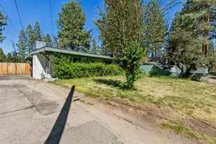 1027 Truckee Dr, South Lake Tahoe, CA 96150 - Photo 1