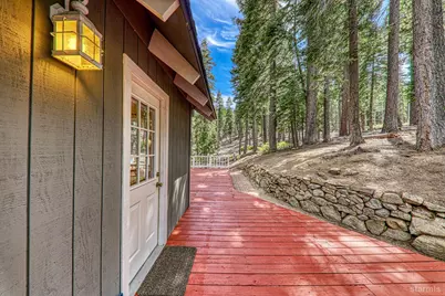 8861 Glen Drive, South Lake Tahoe, CA 96150 - Photo 15