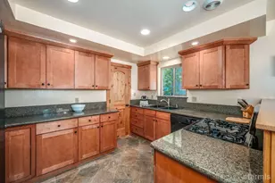 1864 Mewuk Dr, South Lake Tahoe, CA 96150 - Photo 9