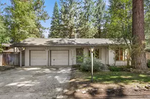 917 Rainbow Dr, South Lake Tahoe, CA 96150 - Photo 21