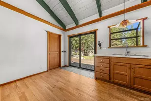 885 Kekin St, South Lake Tahoe, CA 96150 - Photo 15