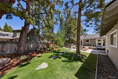 1826 Arrowhead Avenue, South Lake Tahoe, CA 96150 - Photo 9