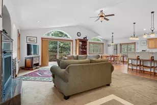 1145 Tomahawk Ln, South Lake Tahoe, CA 96150 - Photo 3