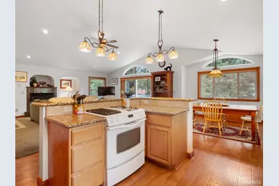 1145 Tomahawk Lane, South Lake Tahoe, CA 96150 - Photo 5