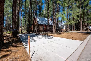 1065 Moss Rd, South Lake Tahoe, CA 96150 - Photo 3