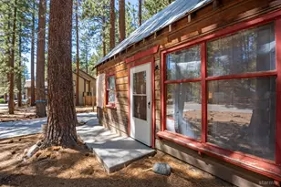 1065 Moss Rd, South Lake Tahoe, CA 96150 - Photo 11