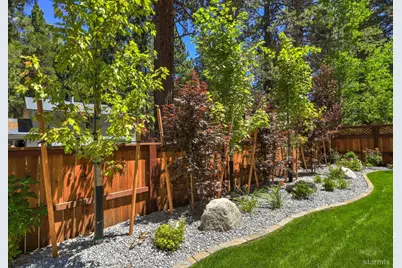 905 Linda Avenue, South Lake Tahoe, CA 96150 - Photo 43