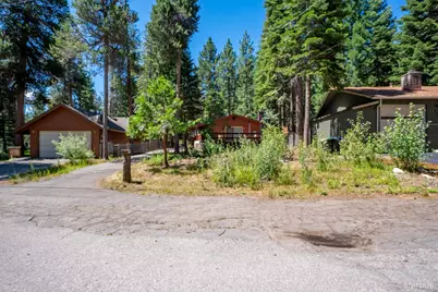 836 Hazel Drive, South Lake Tahoe, CA 96150 - Photo 35