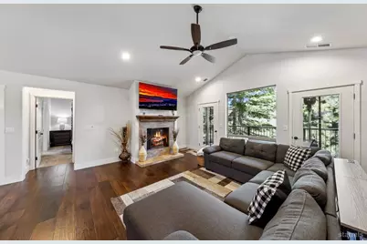 1513 Cree Street, South Lake Tahoe, CA 96150 - Photo 19
