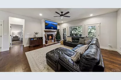 1513 Cree Street, South Lake Tahoe, CA 96150 - Photo 3