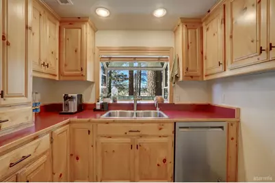 1116 Lindberg Avenue, South Lake Tahoe, CA 96150 - Photo 21