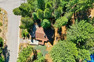 1492 Mt Rainier Dr, South Lake Tahoe, CA 96150 - Photo 31