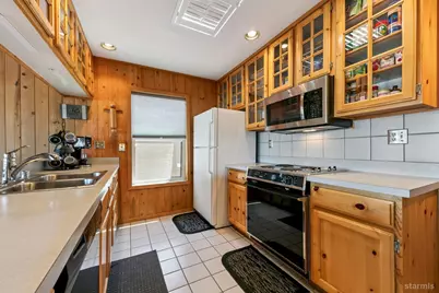 575 Alpine Drive, South Lake Tahoe, CA 96150 - Photo 21