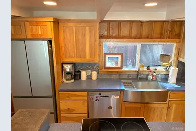 2662 Osborne Avenue, South Lake Tahoe, CA 96150 - Photo 9