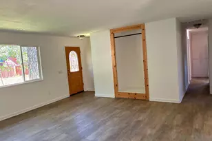 940 Patricia Ln, South Lake Tahoe, CA 96150 - Photo 9