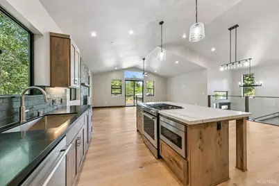 1234 E San Bernardino Avenue, South Lake Tahoe, CA 96150 - Photo 31
