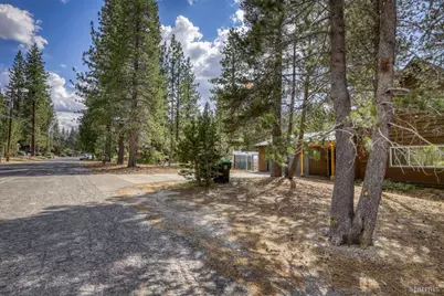 2520 Blitzen Road, South Lake Tahoe, CA 96150 - Photo 11