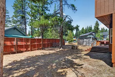 1762 Arrowhead Avenue, South Lake Tahoe, CA 96150 - Photo 29