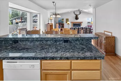 1762 Arrowhead Avenue, South Lake Tahoe, CA 96150 - Photo 11