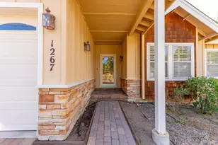 1267 Pyramid Cir, South Lake Tahoe, CA 96150 - Photo 5