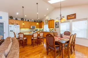 1267 Pyramid Cir, South Lake Tahoe, CA 96150 - Photo 21