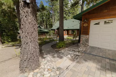 786 Tehama Drive, South Lake Tahoe, CA 96150 - Photo 7