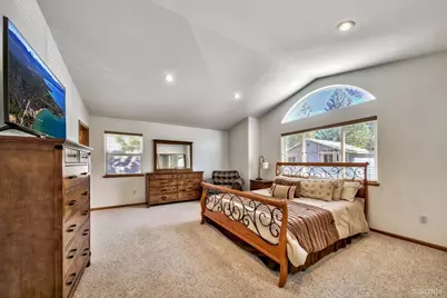 1982 Cherokee Street, South Lake Tahoe, CA 96150 - Photo 15