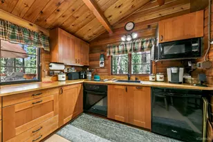 1621 Spring Creek Rd, South Lake Tahoe, CA 96150 - Photo 29