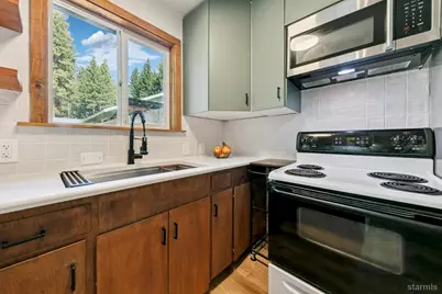 920 Lapham Drive, South Lake Tahoe, CA 96150 - Photo 9