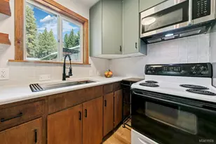 920 Lapham Dr, South Lake Tahoe, CA 96150 - Photo 9