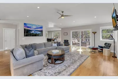 1870 Venice Drive, South Lake Tahoe, CA 96150 - Photo 9