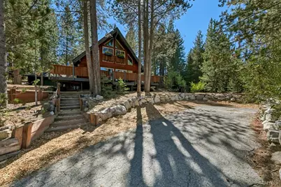 607 Lake Tahoe Boulevard, South Lake Tahoe, CA 96150 - Photo 1
