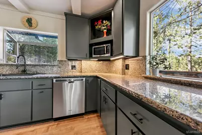 607 Lake Tahoe Boulevard, South Lake Tahoe, CA 96150 - Photo 21