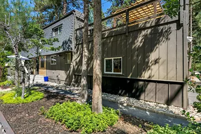 897 Alameda Avenue, South Lake Tahoe, CA 96150 - Photo 1
