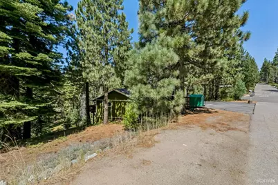 1418 Skyline Drive, South Lake Tahoe, CA 96150 - Photo 21