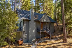 1636 Thunderbird Dr, South Lake Tahoe, CA 96150 - Photo 5