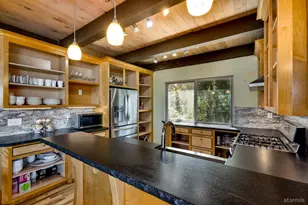 2031 Venice Dr, South Lake Tahoe, CA 96150 - Photo 11