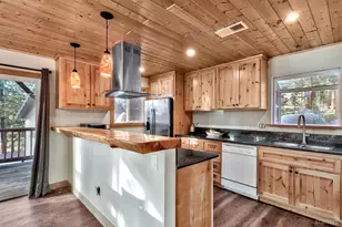 2460 Del Norte St, South Lake Tahoe, CA 96150 - Photo 11