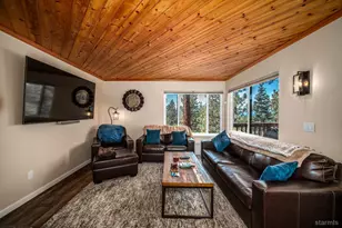157 Holly Ln, Round Hill Village, NV 89449 - Photo 9