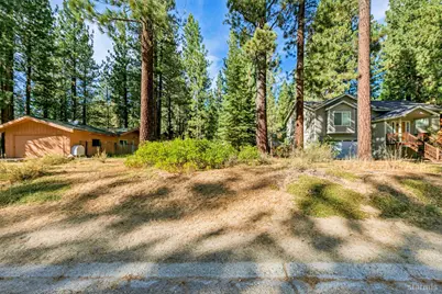 1239 Golden Bear Trail, South Lake Tahoe, CA 96150 - Photo 3