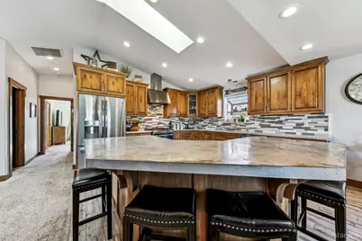 2025 Garmish Court, South Lake Tahoe, CA 96150 - Photo 3